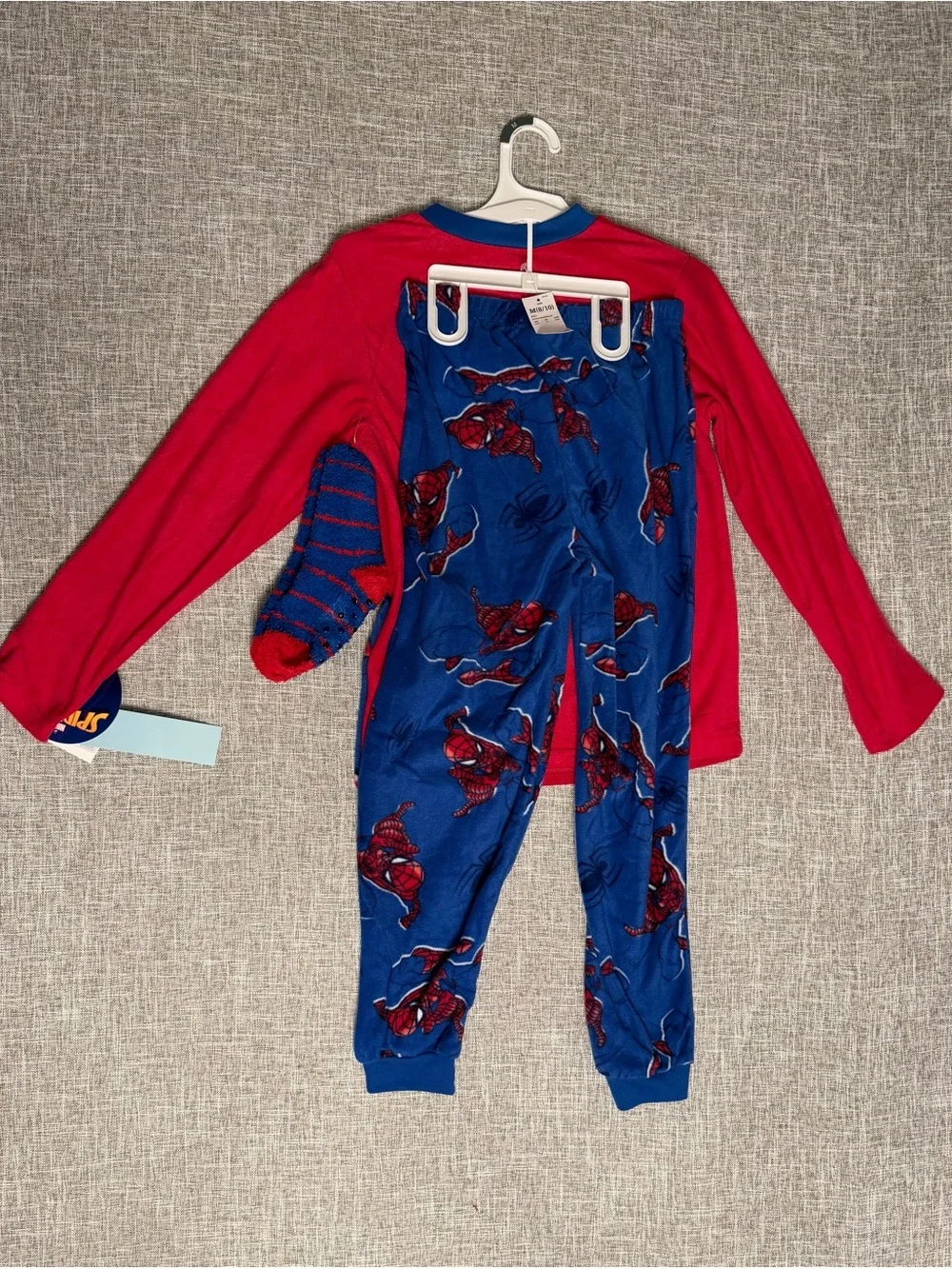 Marvel Spider-Man 3 Piece Fleece Pajama Set with Grip Socks Boys Medium 8/10 NWT